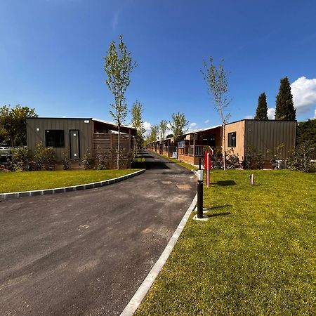 Estivo Premium Deluxe Mobile Homes On Camping Del Sole Village Iseo Exterior photo