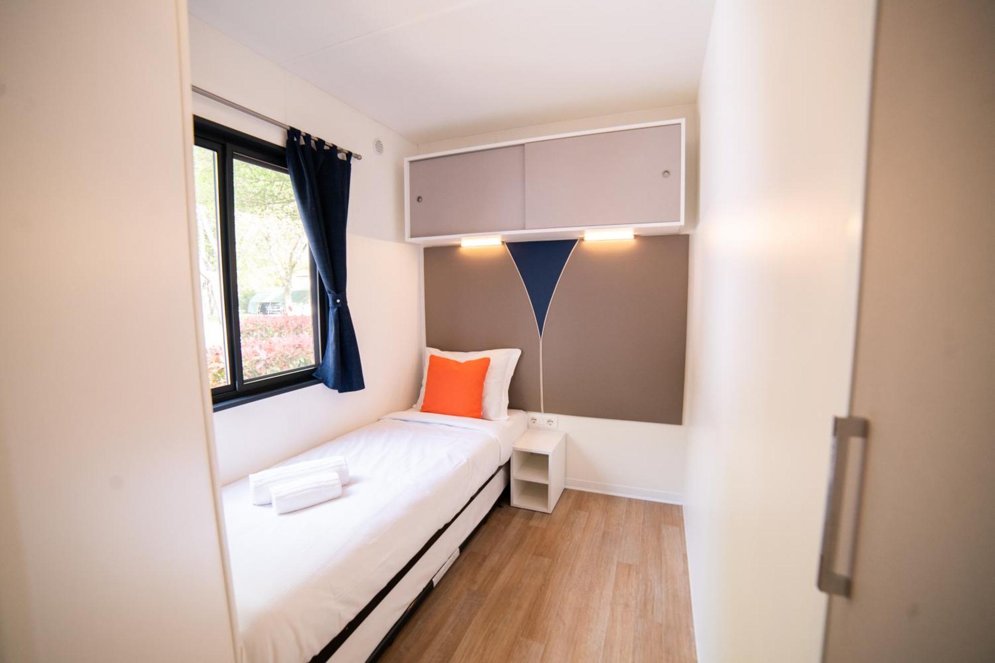 Estivo Premium Deluxe Mobile Homes On Camping Del Sole Village Iseo Exterior photo