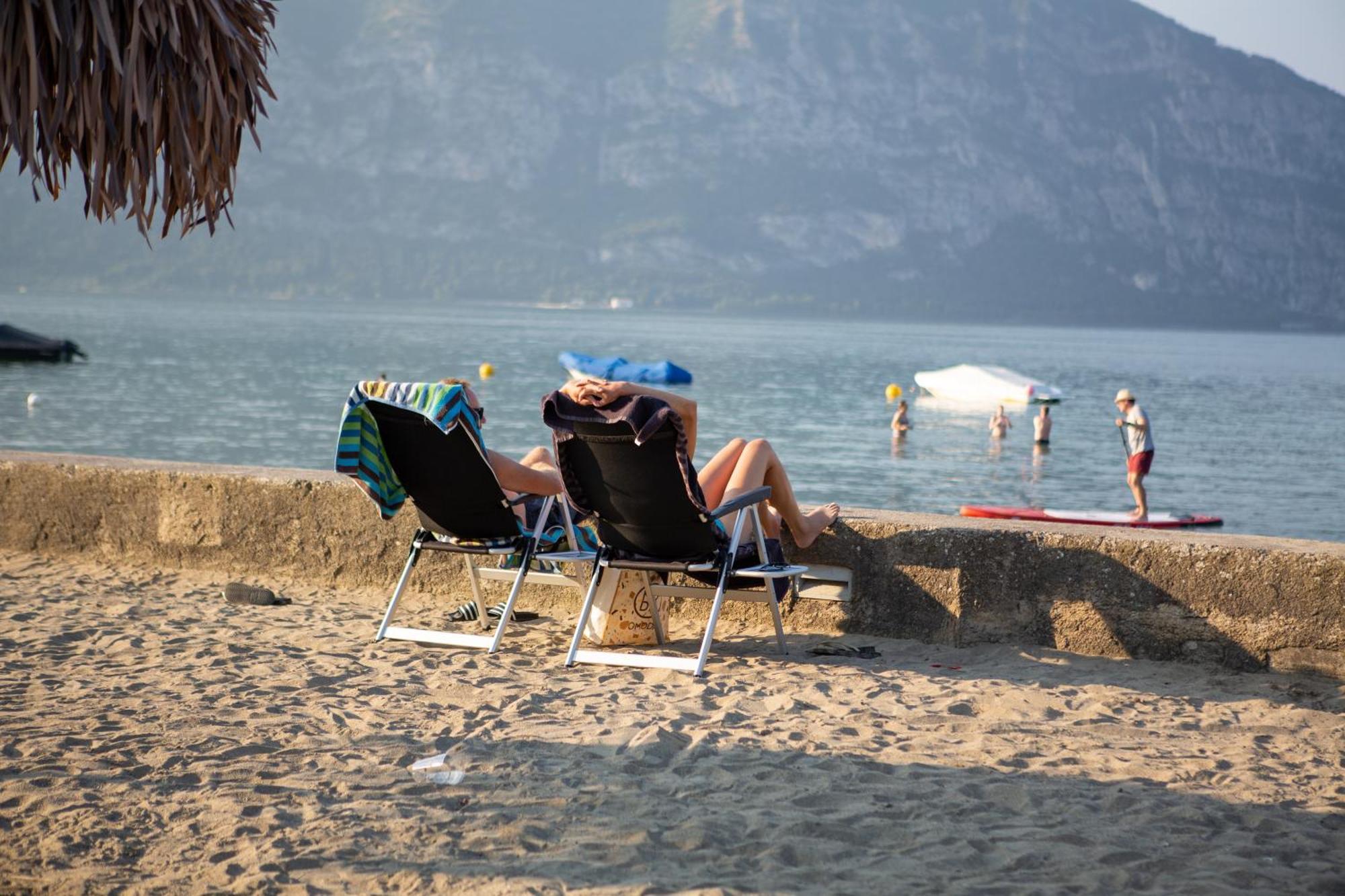 Estivo Premium Deluxe Mobile Homes On Camping Del Sole Village Iseo Exterior photo