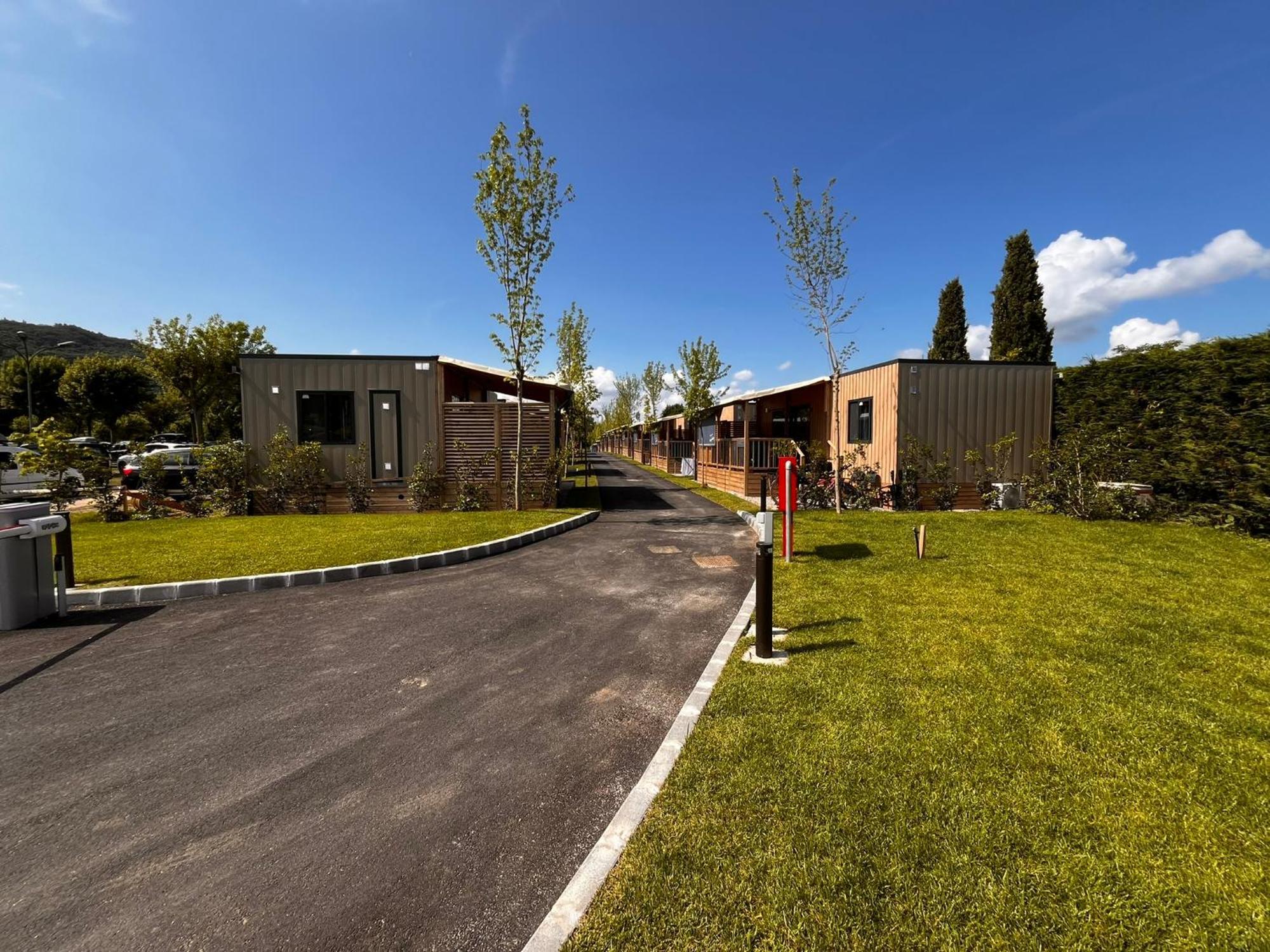 Estivo Premium Deluxe Mobile Homes On Camping Del Sole Village Iseo Exterior photo